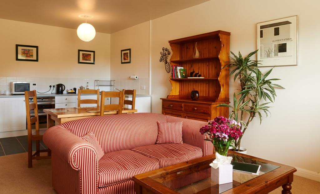 Peresteda Apartments Feering Εξωτερικό φωτογραφία